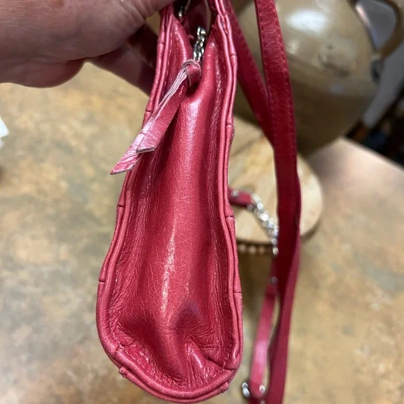 The Sak Limited Edition Pink Leather Crossbody Bag - Picture 11 of 16